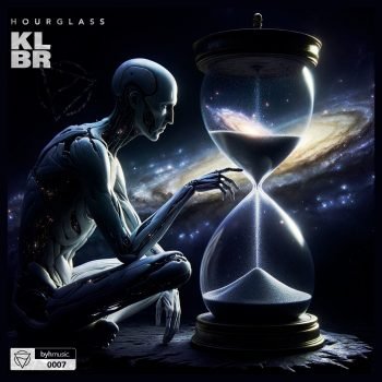 CAPA HOURGLASS - BYH MUSIC